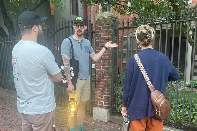 Walk With Ghosts in Portland - McLellan-Sweat House and the sound of an old party
