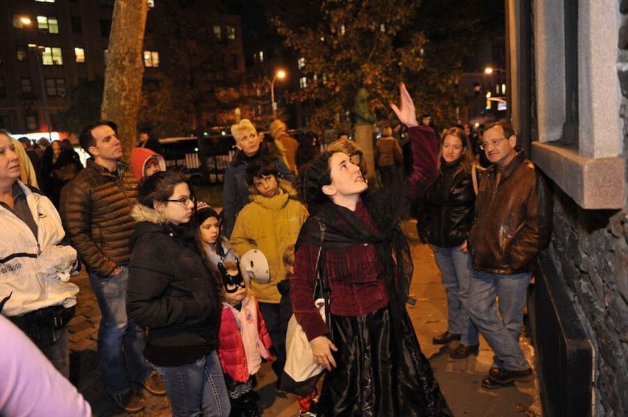 Washington, DC: Horror on the Hill Ghost Tour - Viewing the Supreme Court and the city’s grand buildings
