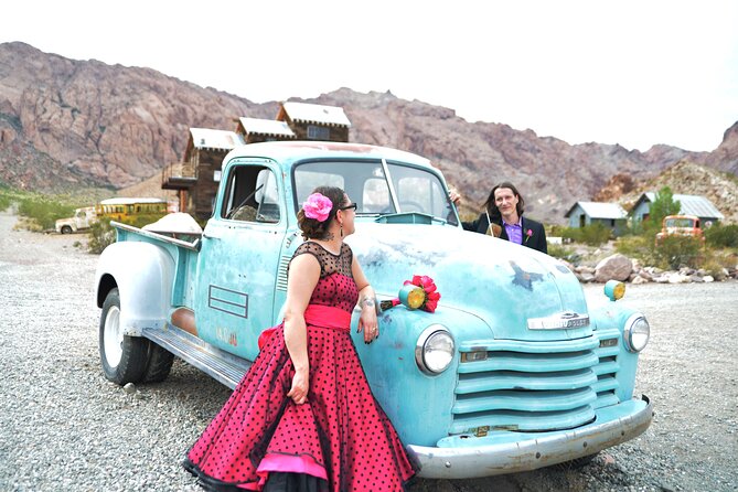 Wedding Ceremony: Nelson Ghost Town - Planning the timing, flowers, and pickup