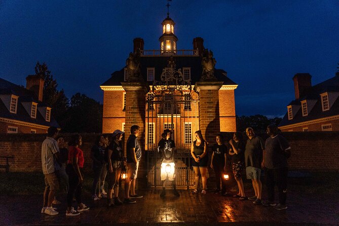 Whispers of Williamsburg Haunted Ghost Tour with Add-on options - Why this Williamsburg ghost walk works