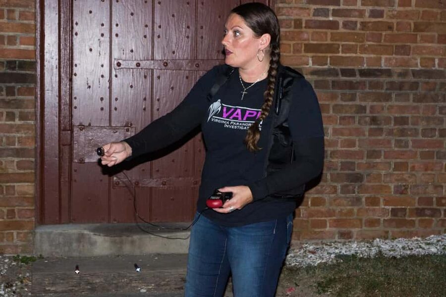 Williamsburg: Echoes of Twilight Late-Night Ghost Tour - The Public Gaol and the search for Mr. Scratch