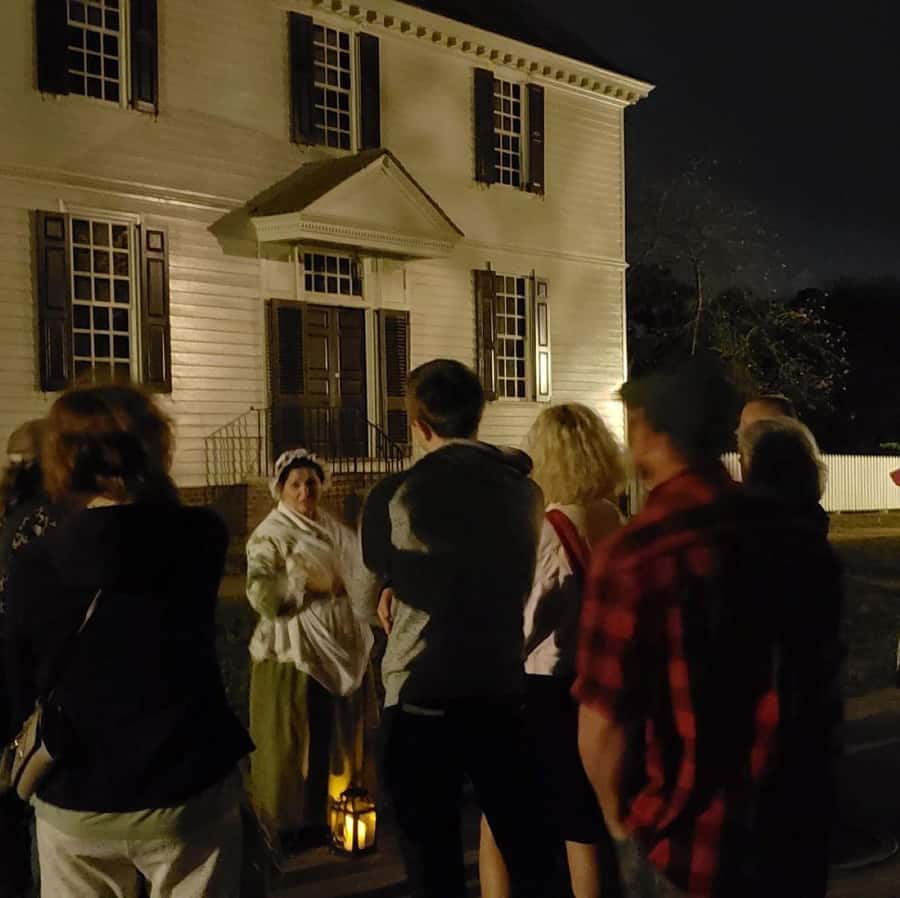 Williamsburg: Haunted Ghosts, Witches, and Pirates Tour - The Wagon of Death and the old gallows