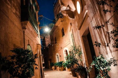 Witchcraft and Blood in Birgu – Walking Tour