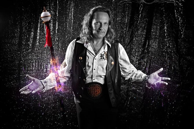 Witches and Warlocks Located @ Las Vegas Blvd - The performers and the changing program