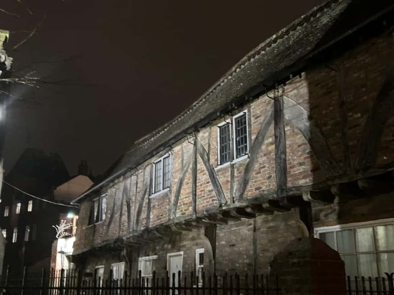 York: Forbidden Chronicles Ghosts and History Tour - Torture, acting, and audience participation
