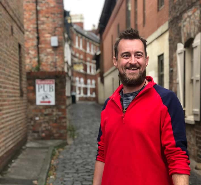 York : Private Ghost Hunt - Starting beside York Minster at the Roman Column