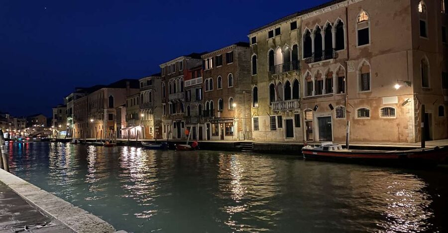 Your evening in Venice - Legends&Ghosts&Aperitif - Starting at Fondamente Nuove after sunset